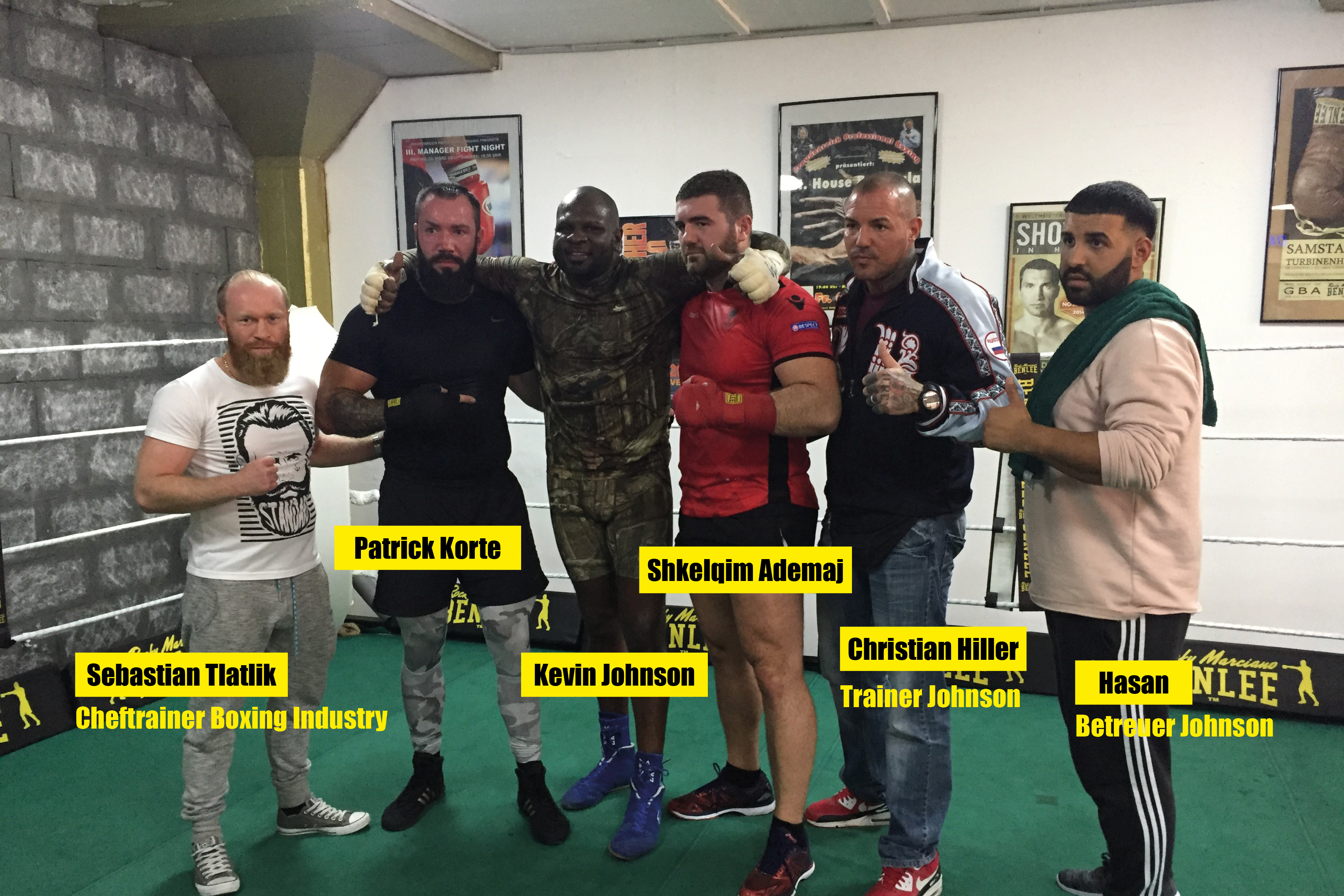 Brazzers com porno rasmlar